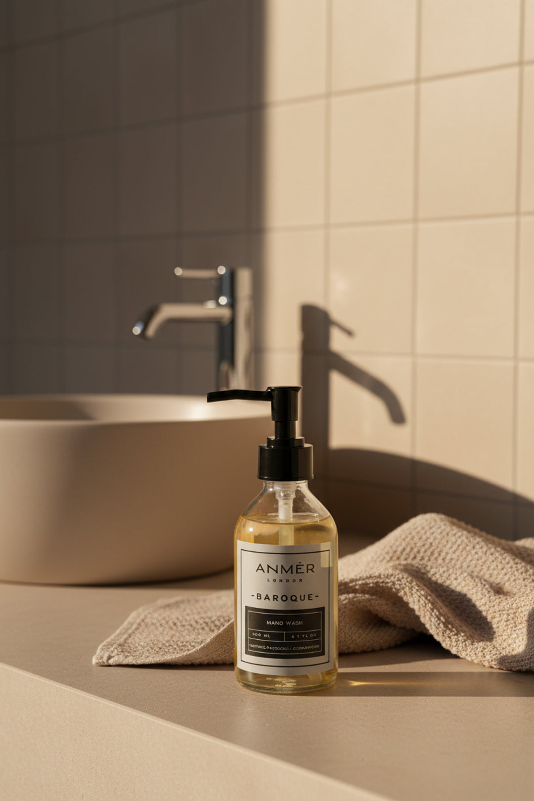 Baroque Nourishing Hand Wash With Macadamia Nut Seed Oil 200ML